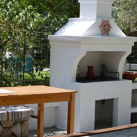 Anna George * סטפילוס