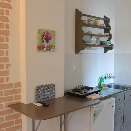 Anna George Studios *