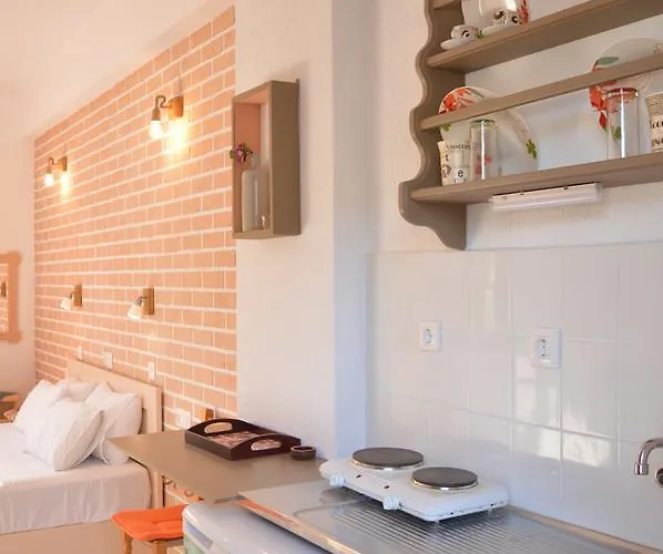 Anna George סטפילוס